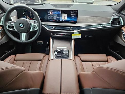 New 2026 BMW X6 xDrive40i image 14