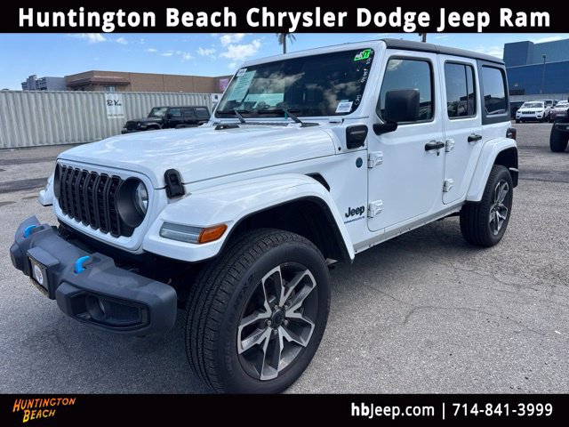 Used 2024 Jeep Wrangler Unlimited AWD/4WD image 1