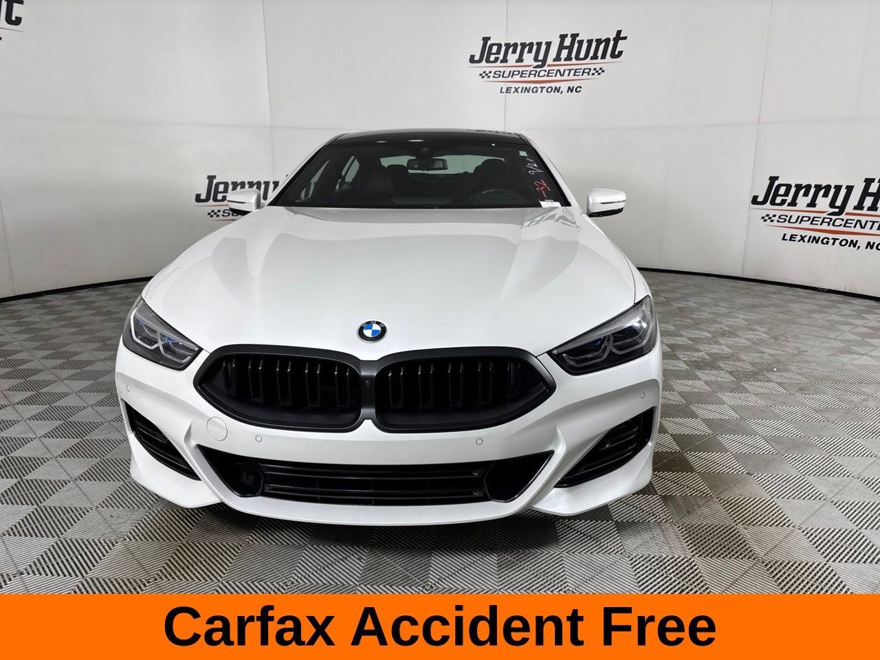 Used 2025 BMW 840i w/ Driving Assistance Package RWD image 3