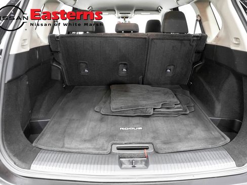 Used 2023 Nissan Rogue S AWD/4WD image 9