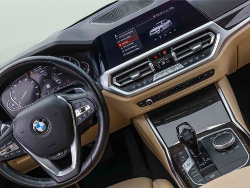 Used 2021 BMW 330i xDrive Sedan w/ Convenience Package AWD/4WD image 18