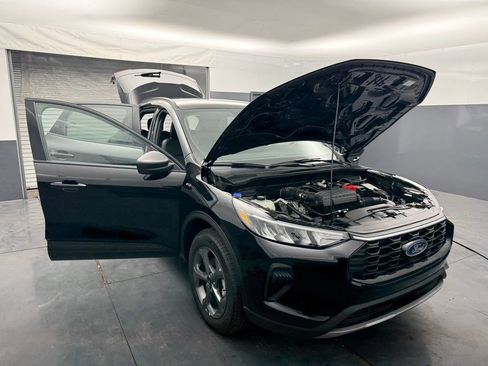 New 2026 Ford Escape ST-Line w/ Cold Weather Package image 14