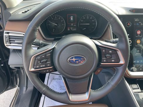 Used 2025 Subaru Outback Touring XT image 11