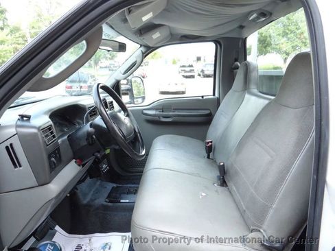 Used 2004 Ford F350 2WD Regular Cab Super Duty image 9