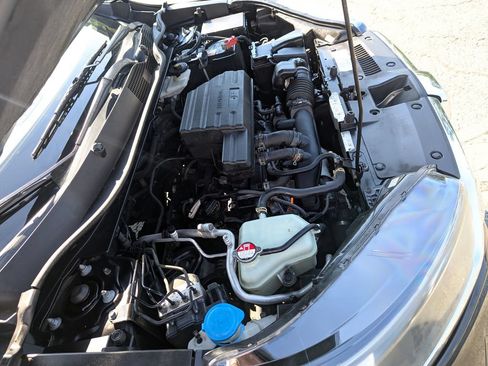 Used 2017 Honda CR-V EX image 45