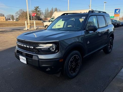 New 2026 Ford Bronco Sport Outer Banks w/ Outer Banks Tech Package+ AWD/4WD image 31