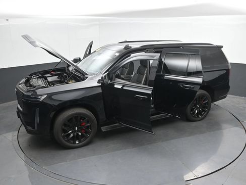 Used 2022 Cadillac Escalade Sport w/ Touring Package AWD/4WD image 52