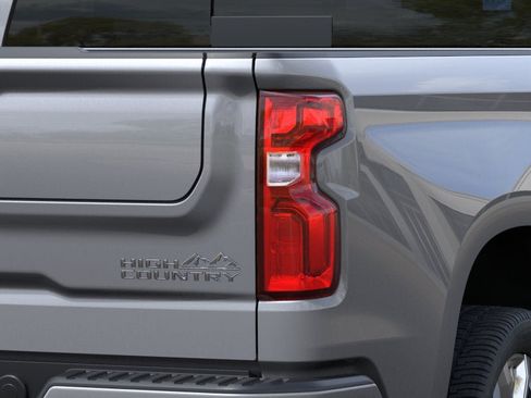 New 2026 Chevrolet Silverado 1500 High Country AWD/4WD image 11