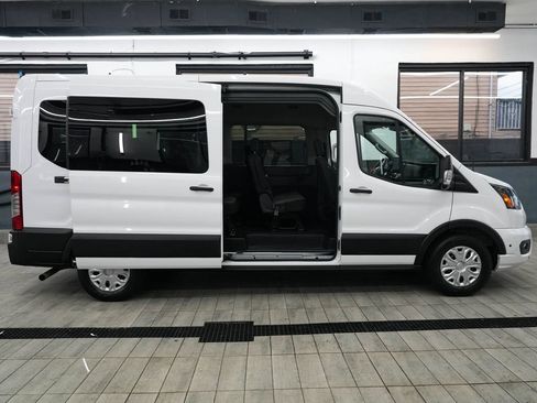 Used 2025 Ford Transit 350 XLT RWD image 24