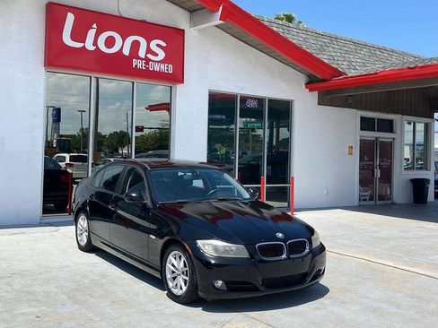 Used 2010 BMW 328i Sedan RWD image 2