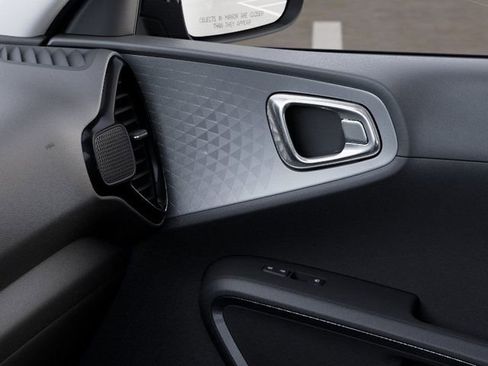 Certified 2025 Kia Soul S FWD image 26