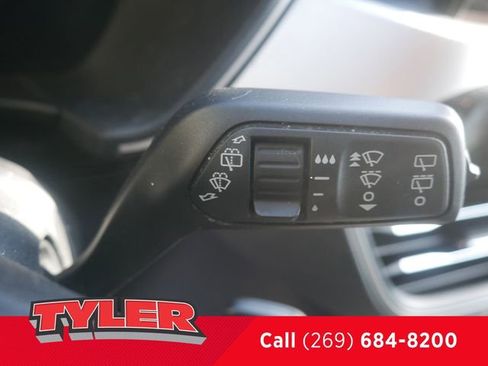 Used 2020 Ford Escape SEL AWD/4WD image 28