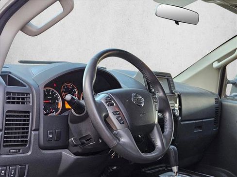 Used 2015 Nissan Titan SV w/ SV Value Truck Package AWD/4WD image 24