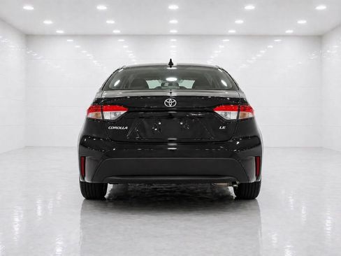 Used 2026 Toyota Corolla LE FWD image 4