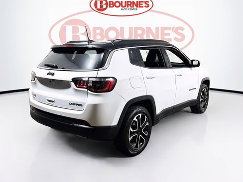 Used 2023 Jeep Compass Limited image 8