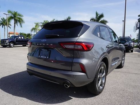 Certified 2023 Ford Escape ST-Line w/ Tech Pack #1 FWD image 7