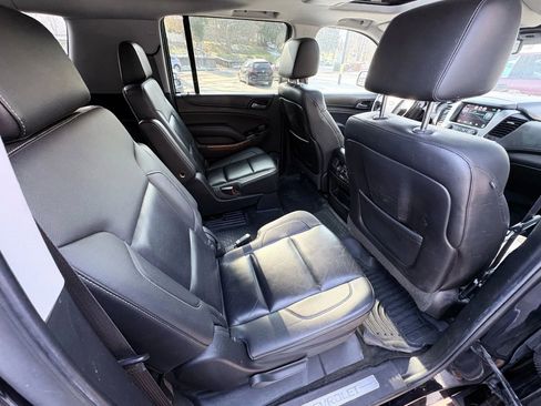 Used 2015 Chevrolet Suburban LTZ image 19