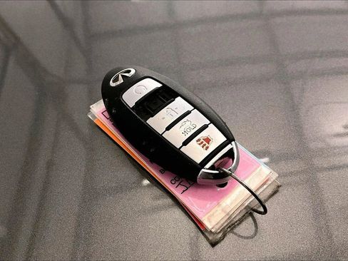 Used 2018 INFINITI Q50 Red Sport 400 w/ Sensory Package (Sport) image 9