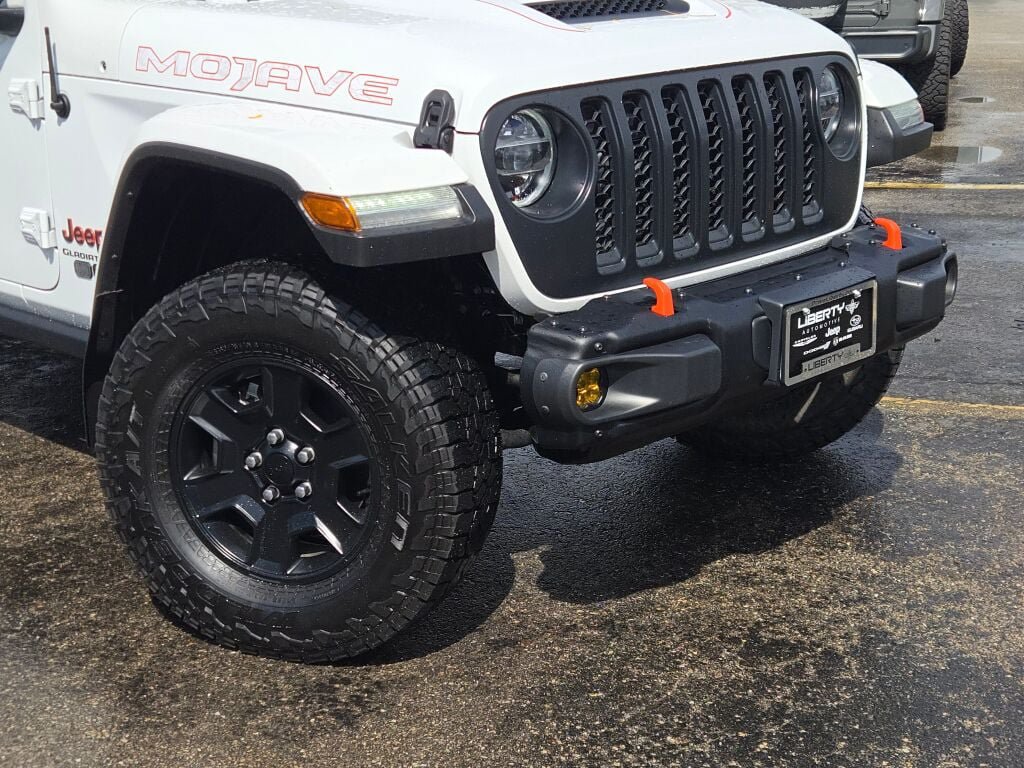 Used 2021 Jeep Gladiator Mojave AWD/4WD image 4