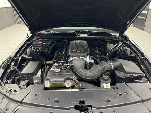 Used 2009 Ford Mustang GT Premium RWD image 8