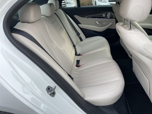 Used 2019 Mercedes-Benz E 450 4MATIC Sedan image 43