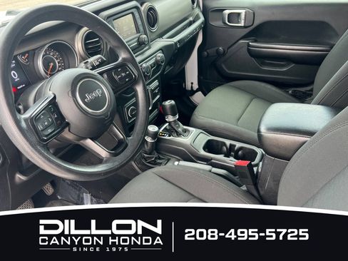 Used 2018 Jeep Wrangler Unlimited Sport AWD/4WD image 4