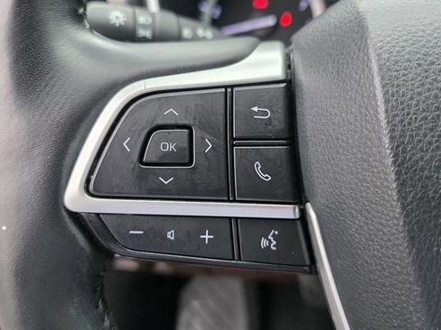 Used 2022 Toyota Highlander Platinum FWD image 31