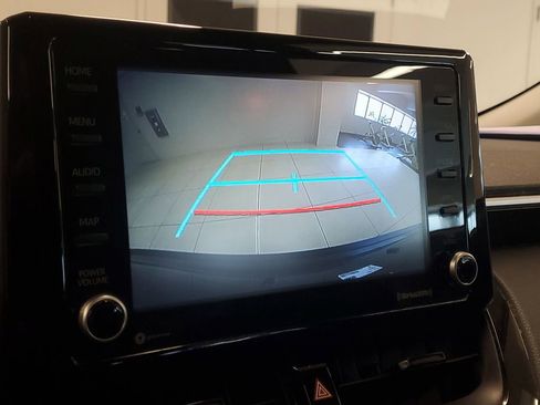 Used 2022 Toyota Corolla Cross LE w/ Moonroof Package image 27