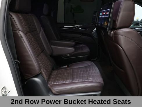 Used 2024 Cadillac Escalade ESV V w/ Heavy-Duty Trailer Package AWD/4WD image 15