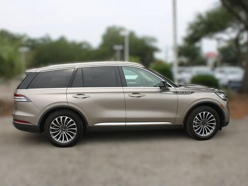 Used 2021 Lincoln Aviator Reserve w/ Equipment Group 201A AWD/4WD image 5