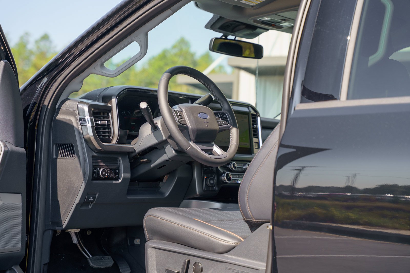 New 2027 Ford F350 Lariat AWD/4WD image 23