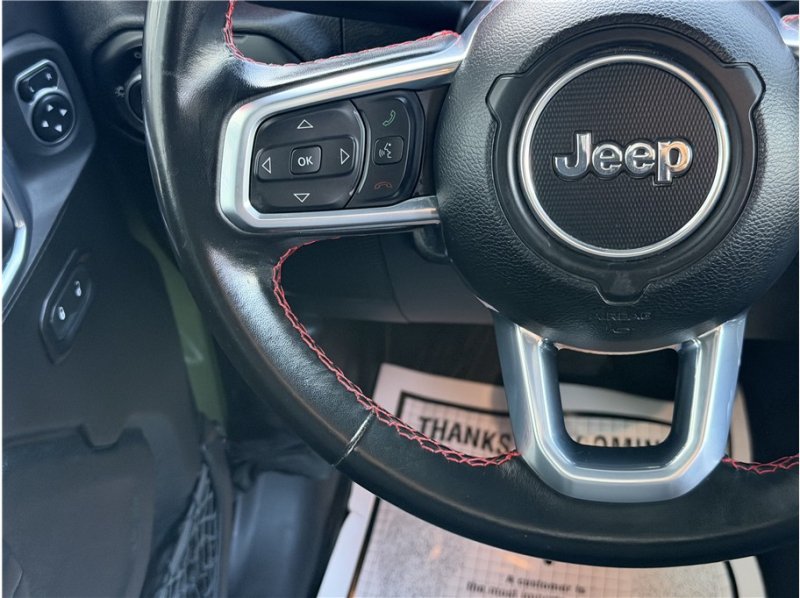 Used 2021 Jeep Wrangler Unlimited Rubicon AWD/4WD image 39