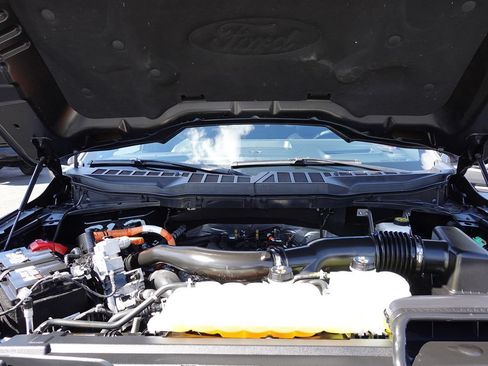 Used 2024 Ford F150 Lariat w/ Equipment Group 502A High AWD/4WD image 67