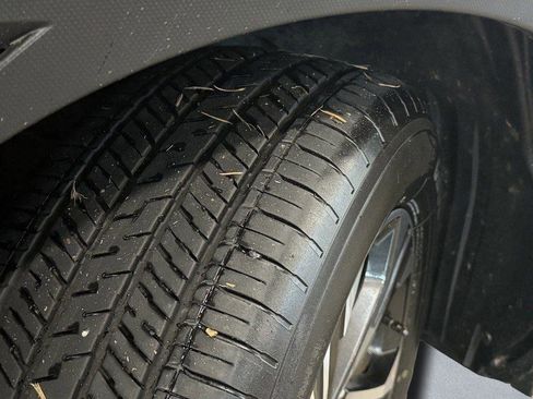 Certified 2024 Subaru Crosstrek 2.0i Premium image 17