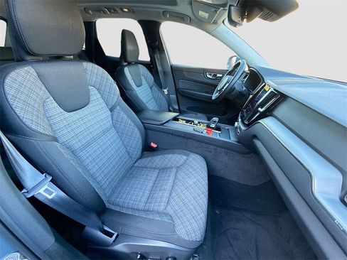 Used 2022 Volvo XC60 T8 Inscription Expression image 29