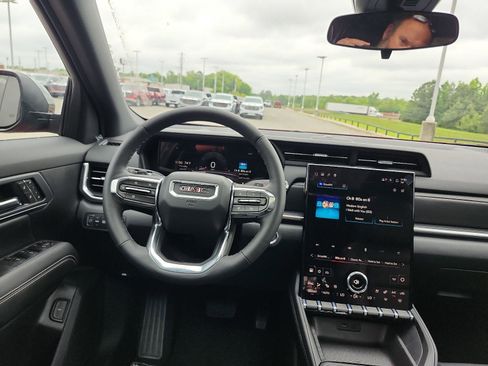 New 2026 GMC Terrain Elevation FWD image 11