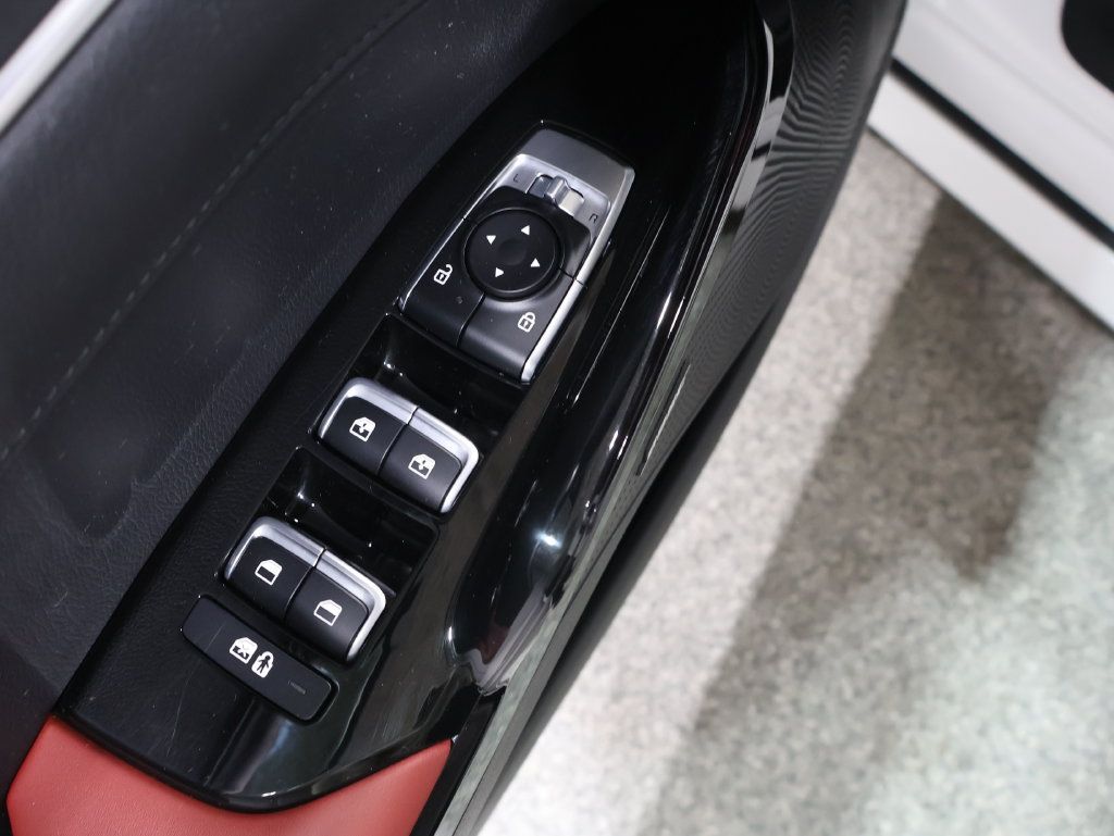 Used 2026 Kia K5 GT-Line w/ GT-Line Premium Package AWD/4WD image 15