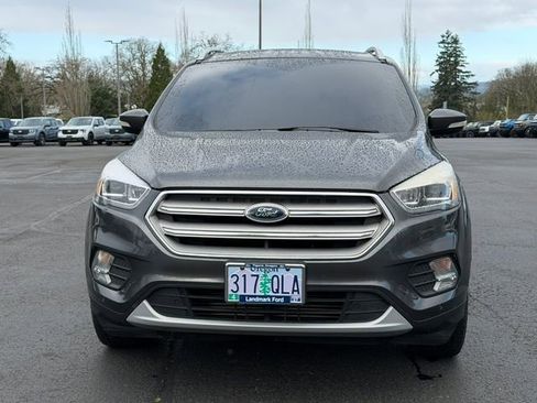 Certified 2019 Ford Escape Titanium AWD/4WD image 10