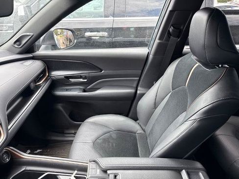 Used 2025 Toyota Grand Highlander AWD Hybrid image 14