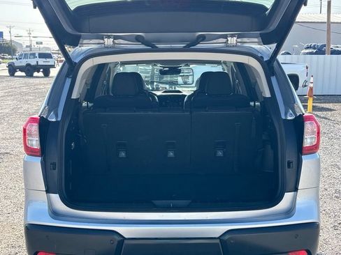Used 2024 Subaru Ascent Limited AWD/4WD image 5