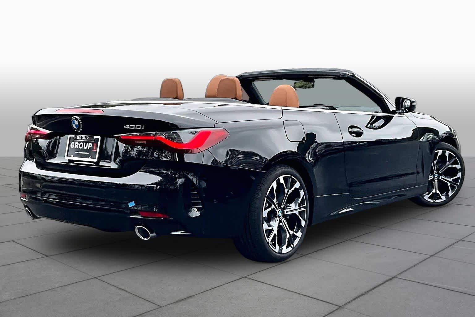Used 2027 BMW 430i Convertible RWD image 13