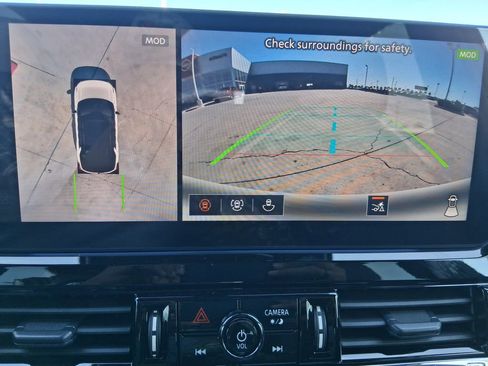 New 2026 Nissan Pathfinder Rock Creek w/ Rock Creek Premium Package AWD/4WD image 18
