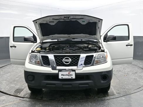 Used 2019 Nissan Frontier S image 34
