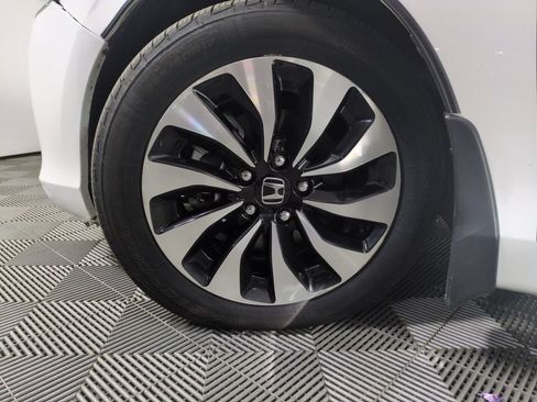 Used 2015 Honda Accord Hybrid Sedan image 25