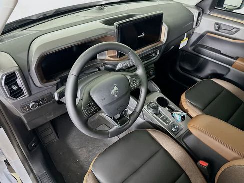 New 2025 Ford Bronco Sport Outer Banks w/ Outer Banks Tech Package+ AWD/4WD image 2