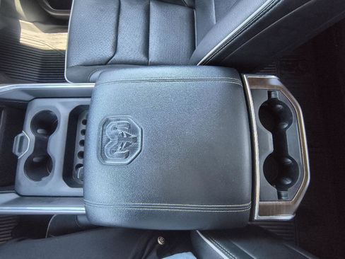 Used 2022 RAM 1500 Laramie AWD/4WD image 24