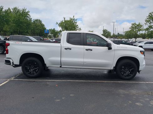Used 2024 Chevrolet Silverado 1500 Custom AWD/4WD image 11