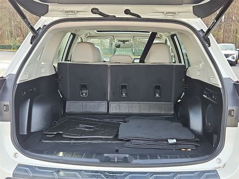 Used 2021 Subaru Forester Limited image 29