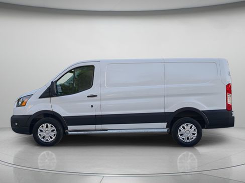 Used 2024 Ford Transit 250 Low Roof w/ Exterior Upgrade Package RWD image 43