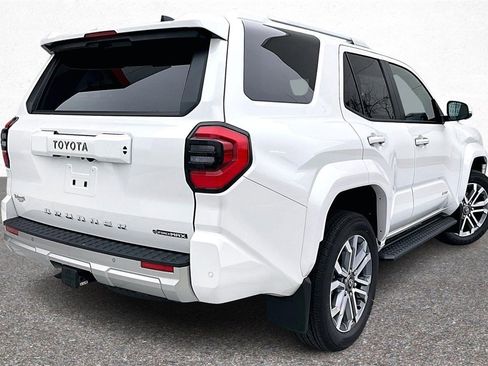 Used 2025 Toyota 4Runner Limited image 11